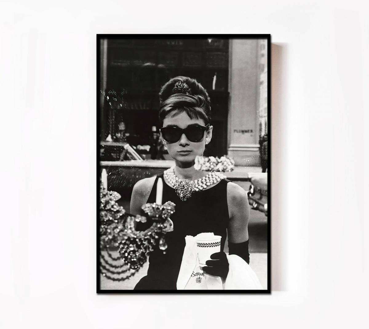 Audrey Hepburn Black And White Photography - Breakfast At Tiffany'S ...